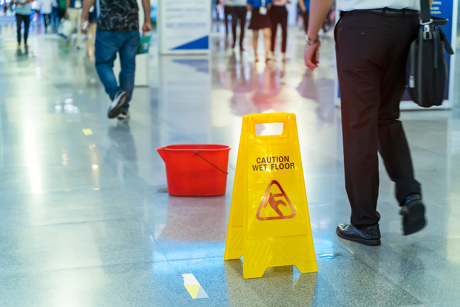 What Should You Do If You Slip and Fall in a Fresno Store?